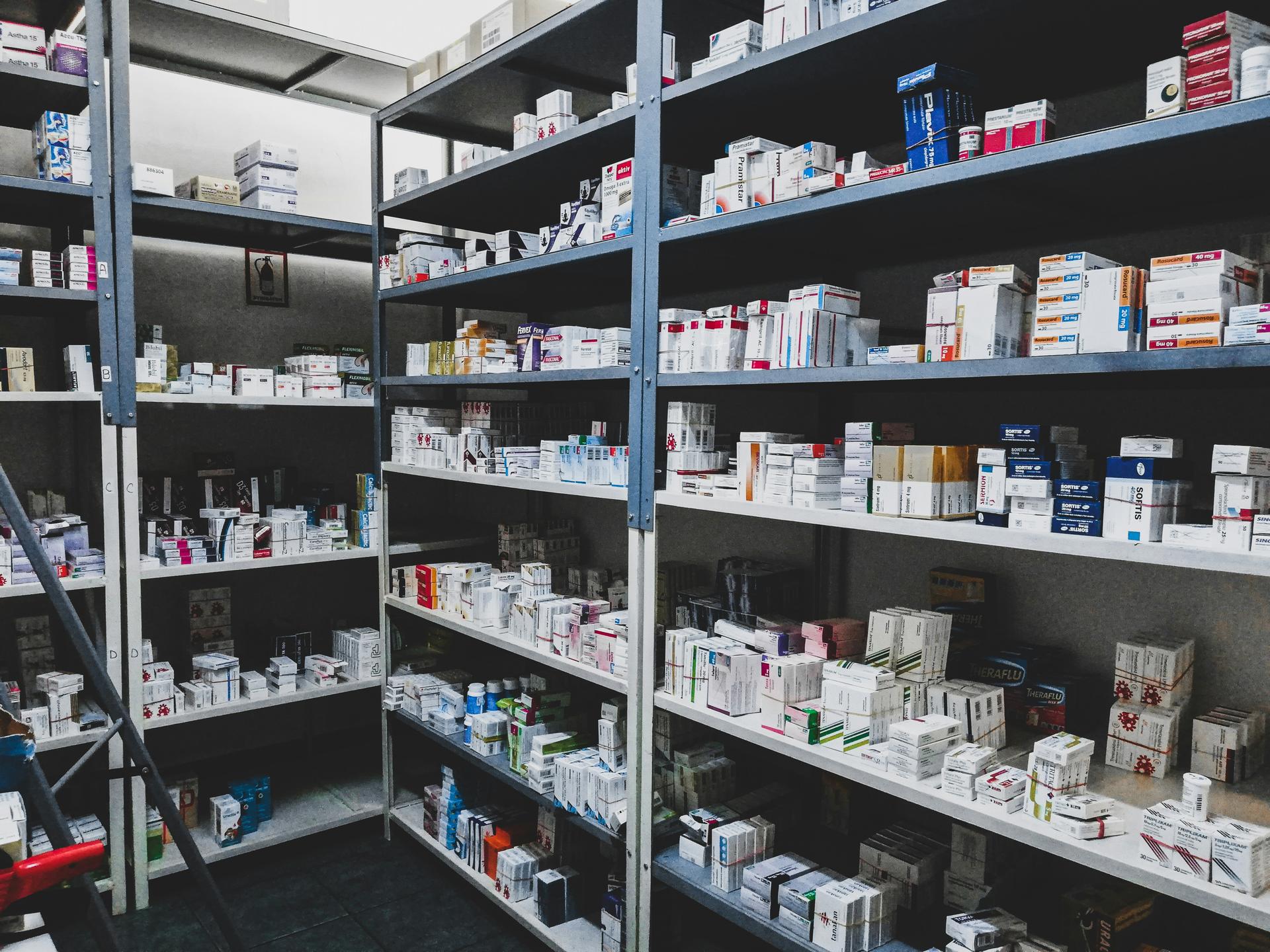 Famasi - Pharmacy Management System